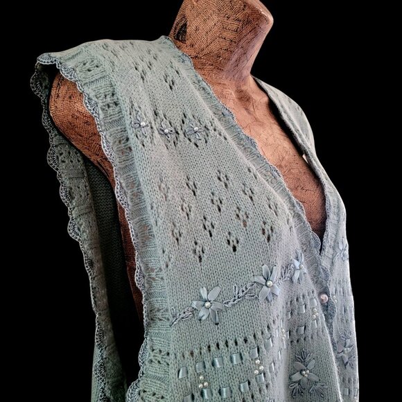 Vtg 90s Cottage core Gramma core Knitted Sleeveless Cardigan Vest - Picture 2 of 14